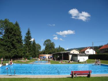 Triathlon und Seepferdchen - Freibad Seltmans